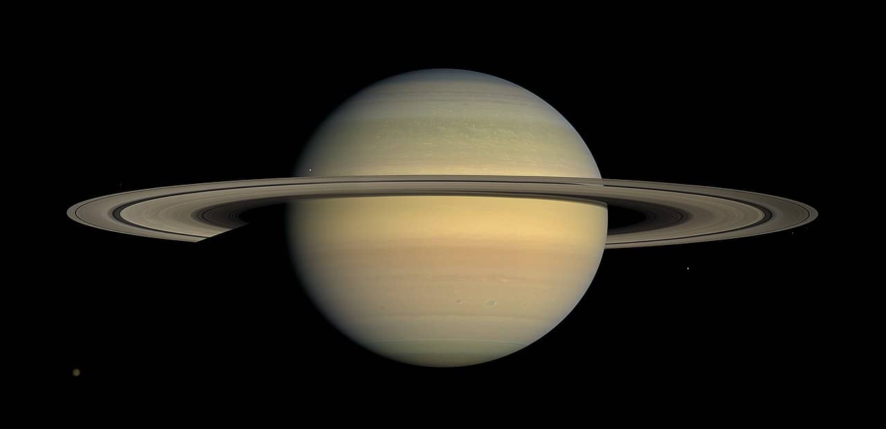 Bolygós rövidhírek: a Szaturnusz magja nagyobb, mint sejtették