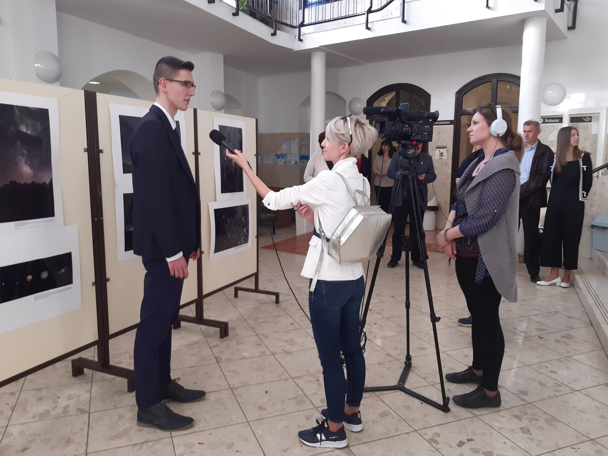 Balázs Gábor asztrofotó-kiállításának megnyitóján jártunk